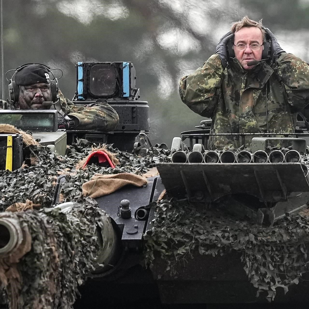 Влияние внутренней политики на военную поддержку Украины со стороны Германии