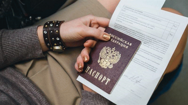 Какой надо платить штраф за просроченный паспорт и можно ли его избежать